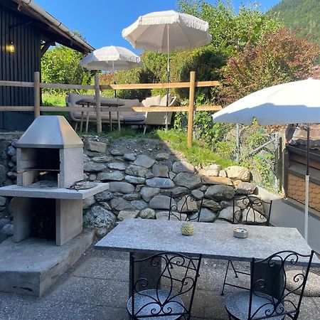 Charming Alpine Retreat By Apartments Capricorn Gsteigwiler Bagian luar foto