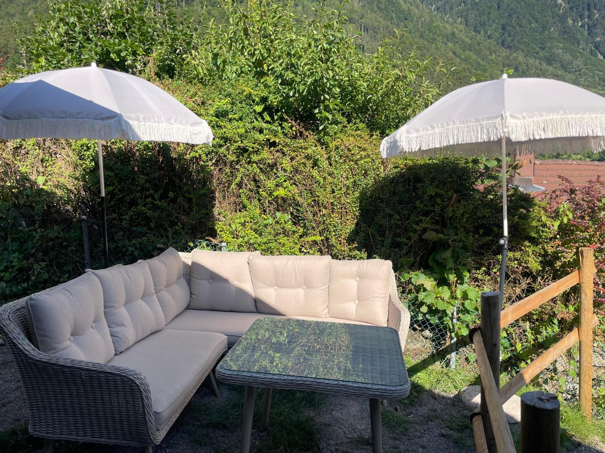 Charming Alpine Retreat By Apartments Capricorn Gsteigwiler Bagian luar foto