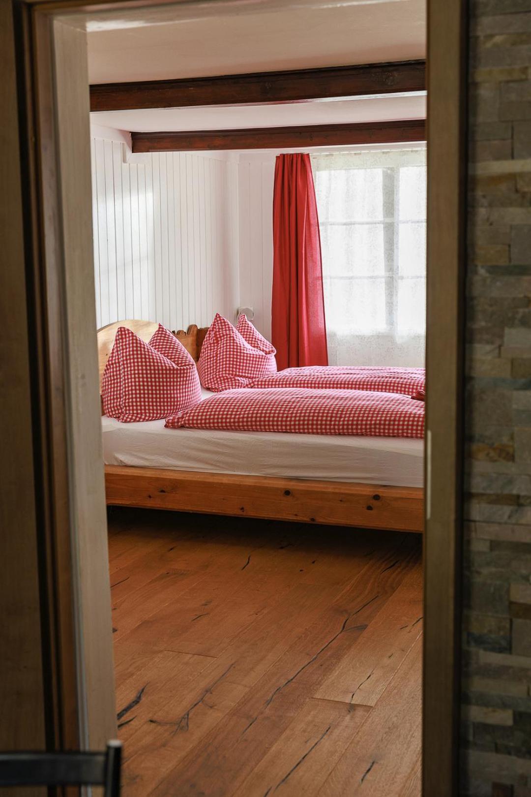 Charming Alpine Retreat By Apartments Capricorn Gsteigwiler Bagian luar foto